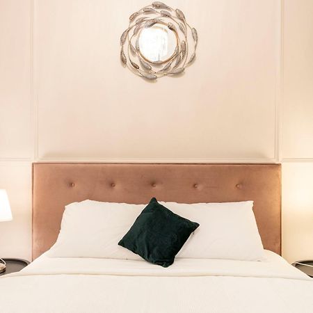Exclusive Downtown Quentin Residence By Prestige Homes Budapest Ngoại thất bức ảnh